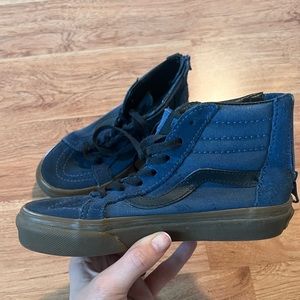 Good condition high top blue vans